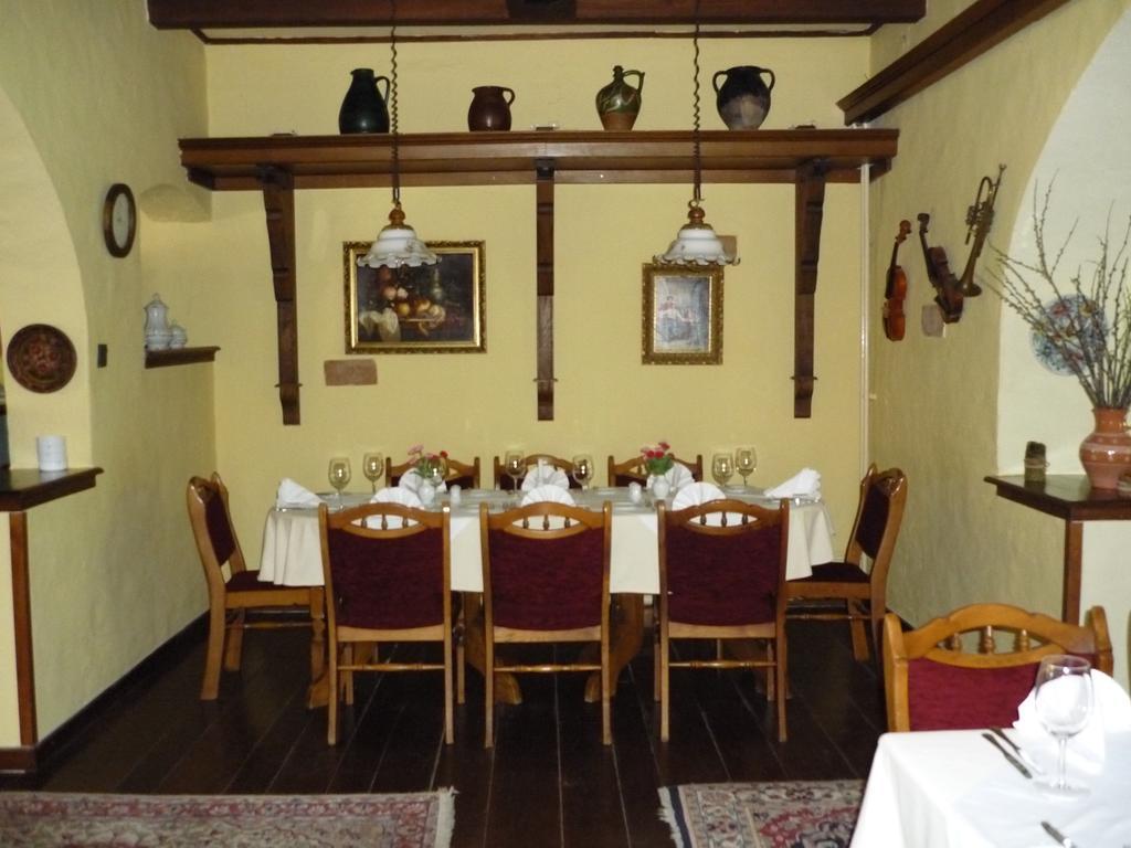 Öreg Malom Hotel Csepreg Exteriör bild